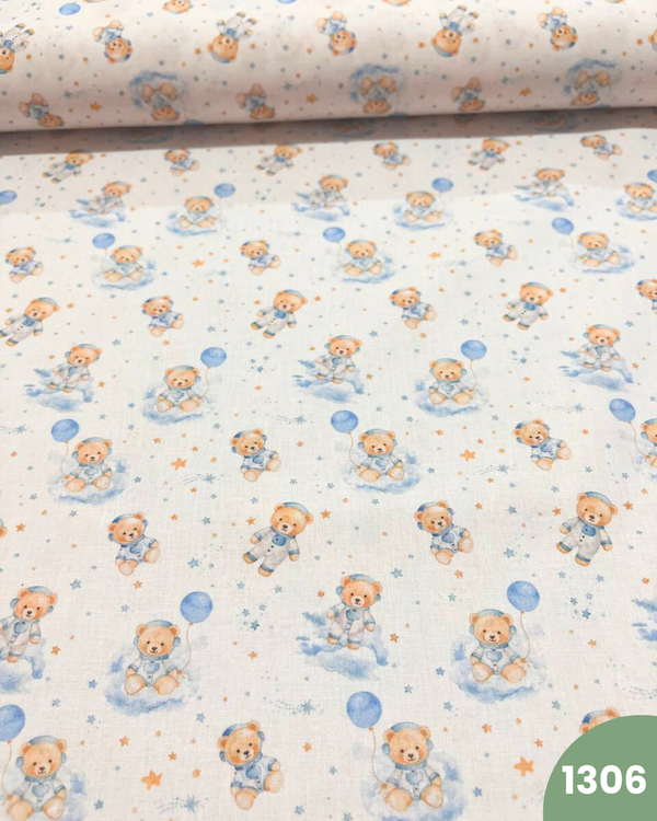 COTONE 100% - 1306 ORSETTO CELESTE FONDO BIANCO